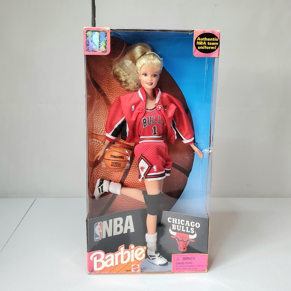 *SOLD* Mattel Officially Licensed NBA Chicago Bulls Barbie '98 Collectible Doll - Picture 2 of 14